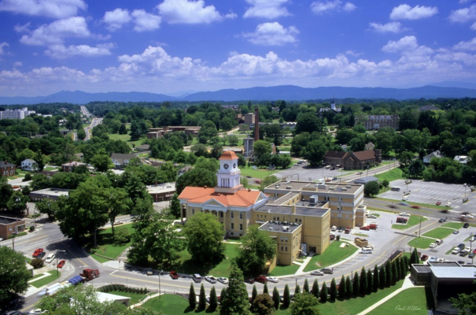 Maryville Tennessee with the Smoky Mountains in the distance