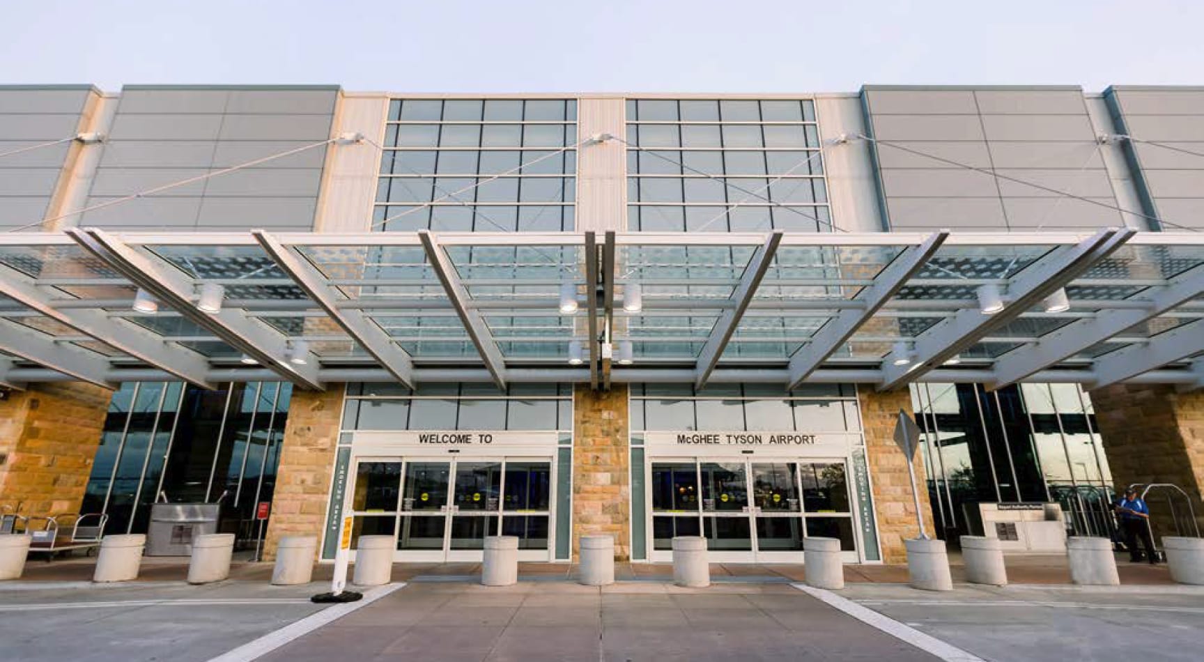 McGhee Tyson Airport terminal and travel information in Alcoa Tennessee